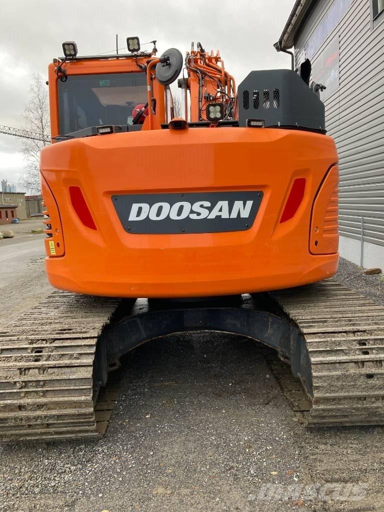 Doosan DX 140 LCR حفارات زحافة