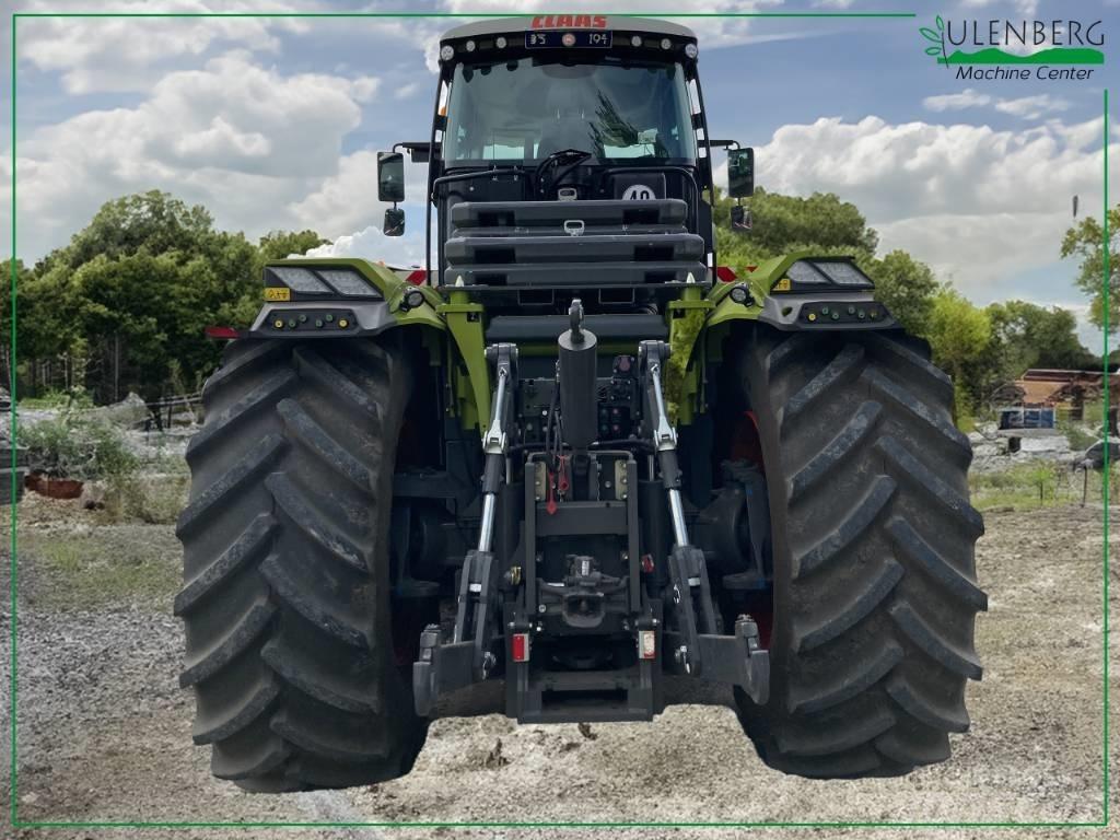 CLAAS Xerion 5000 VC الجرارات