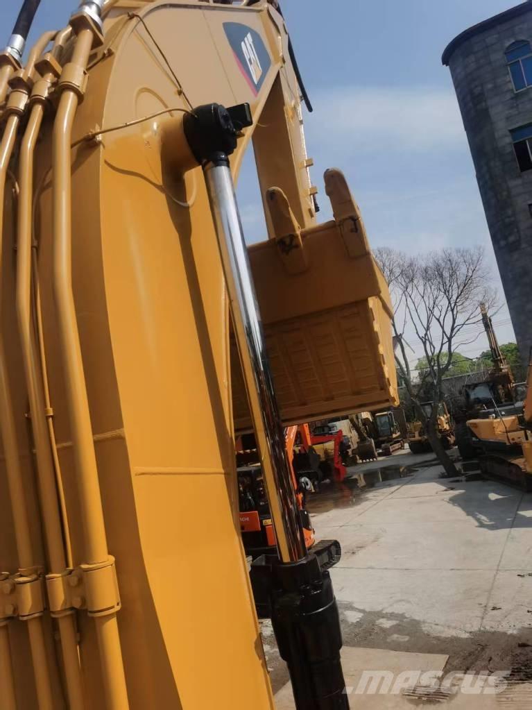 CAT 336 D حفارات زحافة