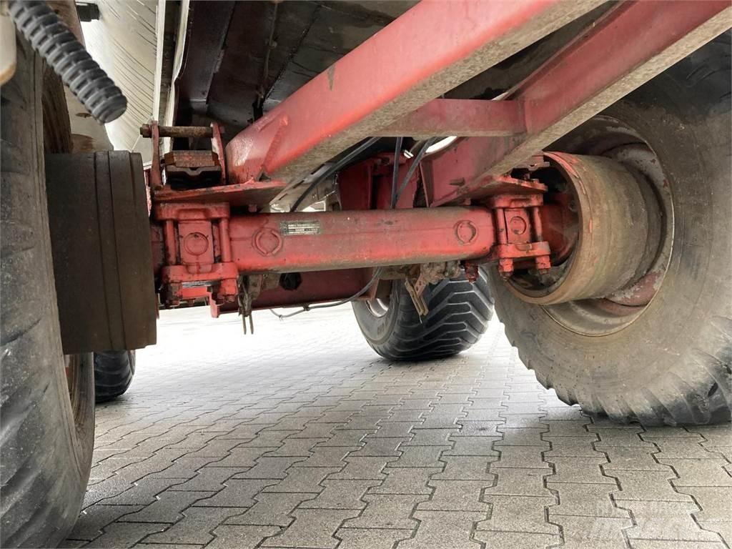 Briri VTTW 100 صهاريج الملاط