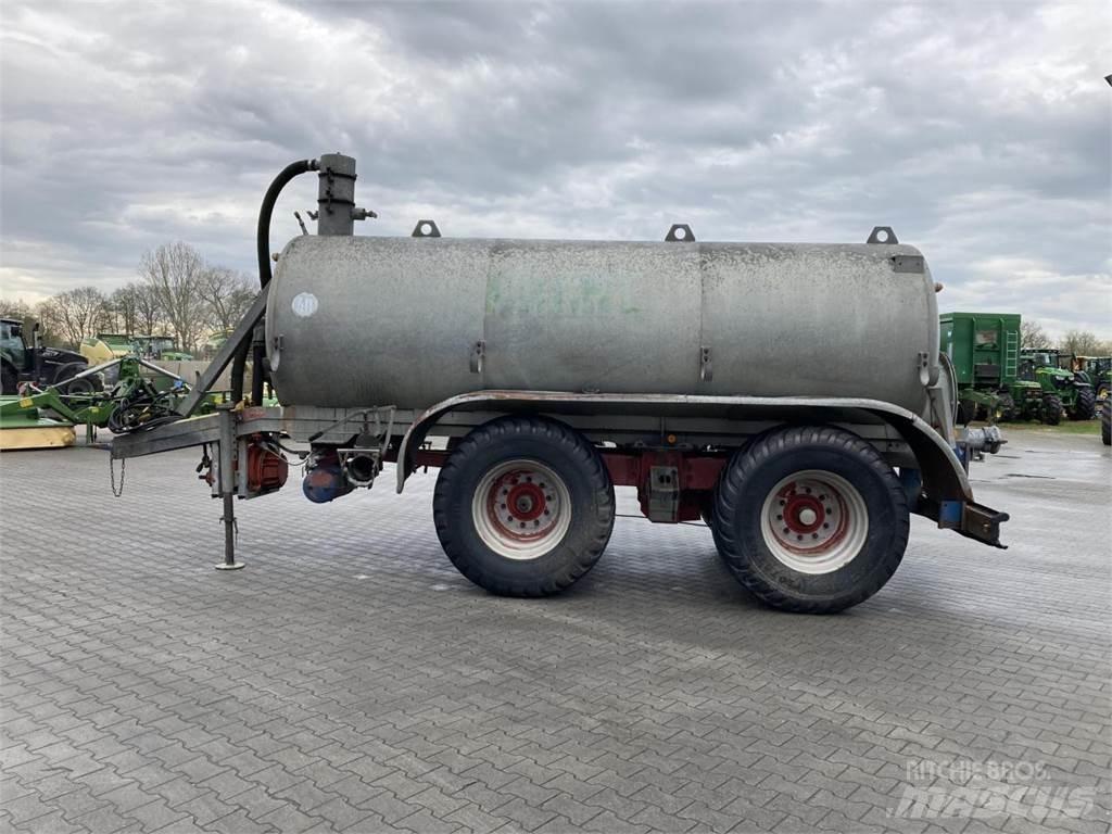 Briri VTTW 100 صهاريج الملاط