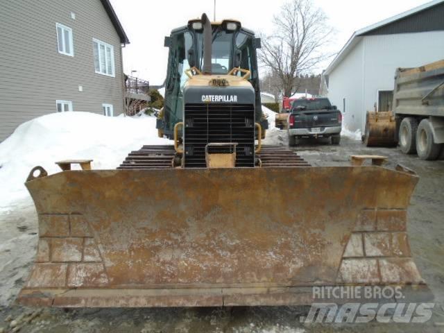 CAT D 5 K 2 LGP بلدوزرات مجنزرة