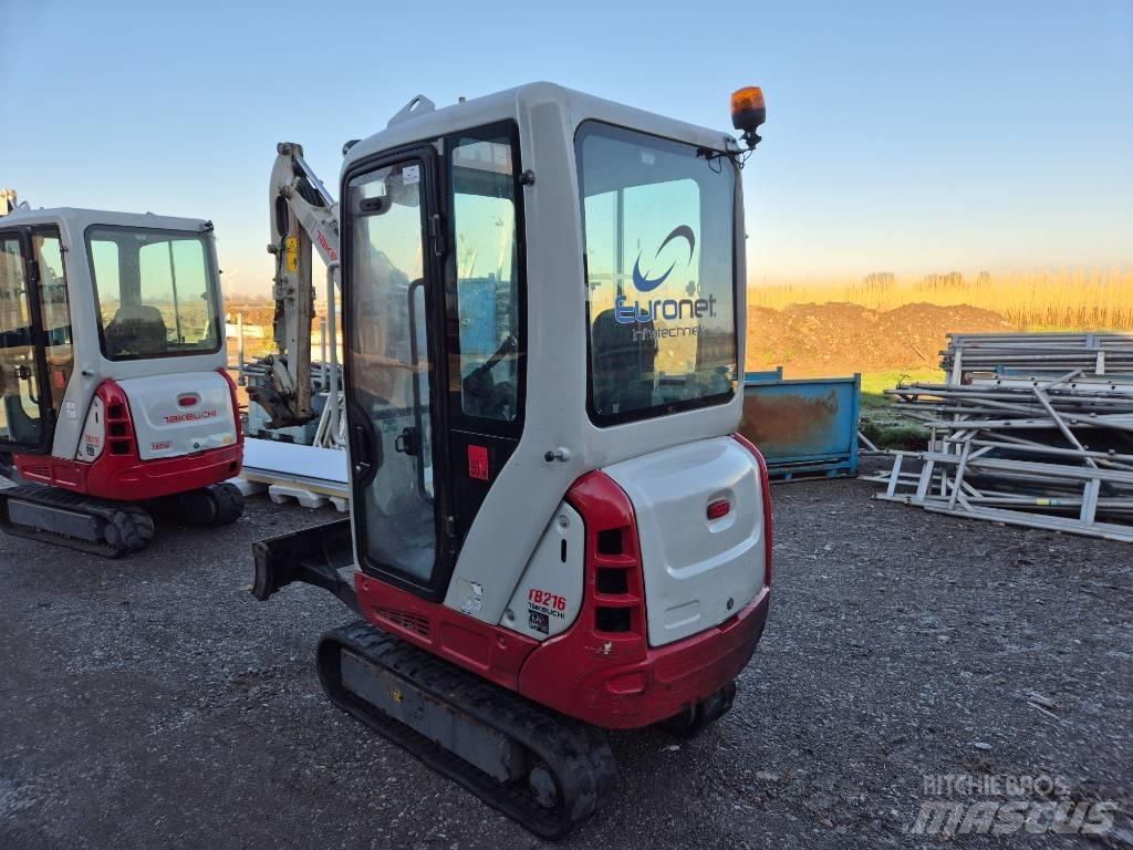 Takeuchi TB 216 حفارات صغيرة أقل من 7 طن (حفارات صغيرة)