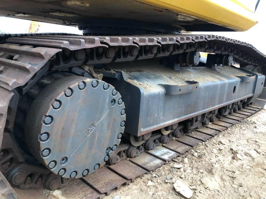Komatsu 300 -7 حفارات زحافة