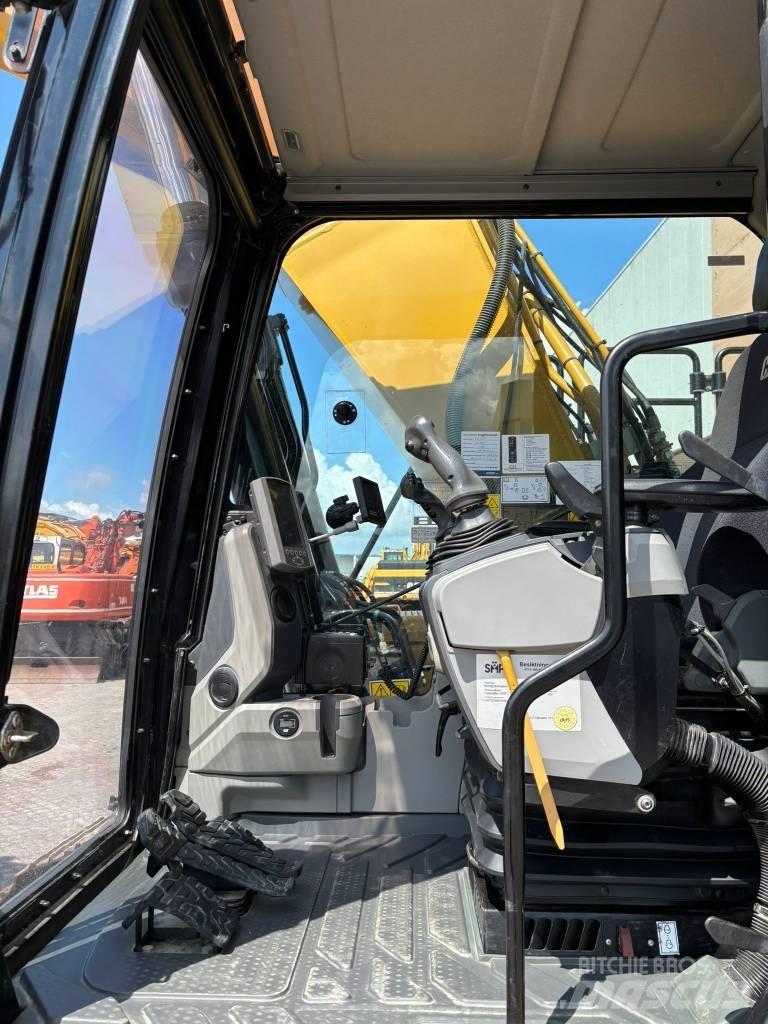 CAT 330FL حفارات زحافة