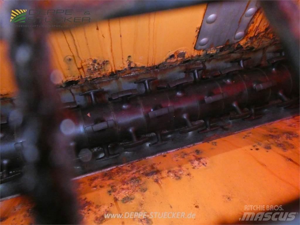 Rauch UKS 120 معدات نشر الرمال والملح