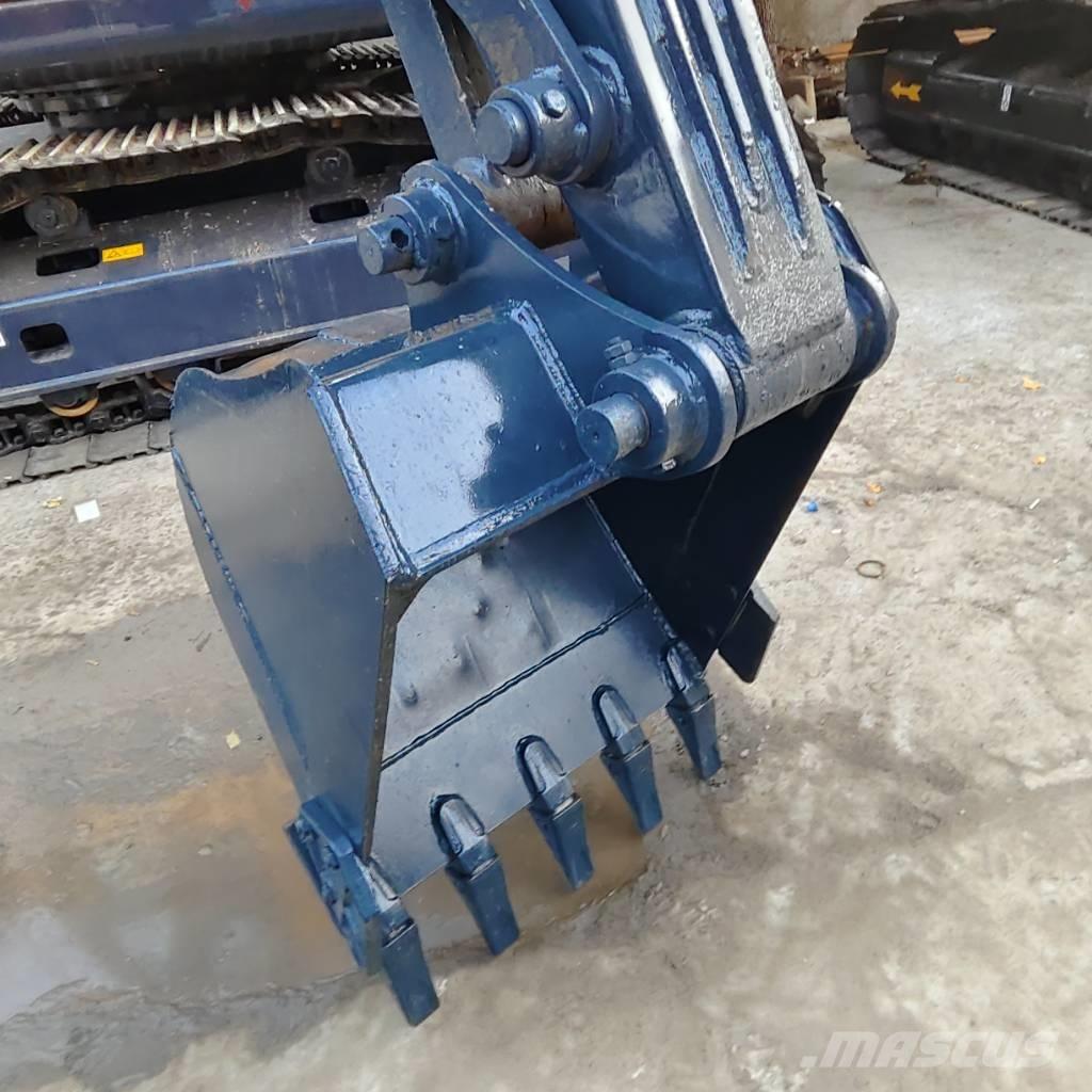 Hyundai 60 W VS حفارات بعجل