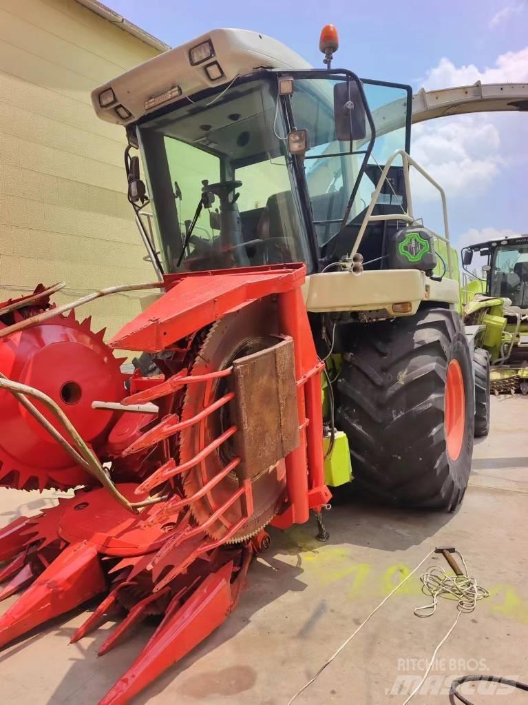 CLAAS Jaguar 870 علافات ذاتية الدفع