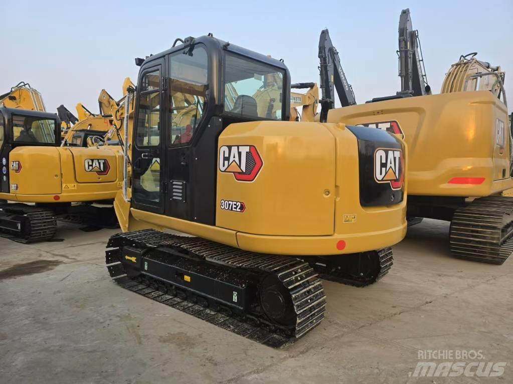 CAT CAT307E2 حفارات زحافة