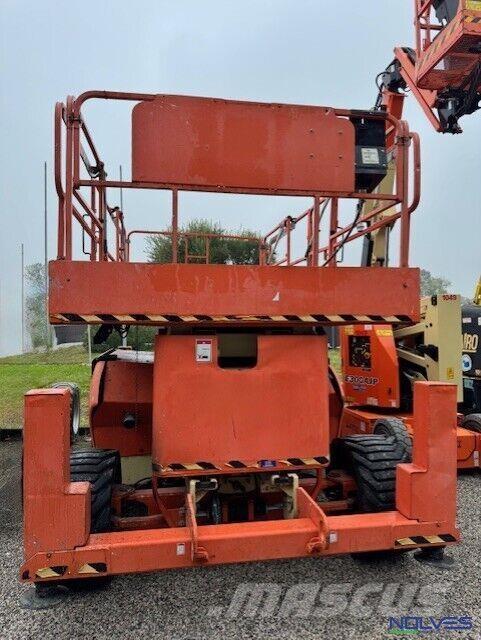 JLG 4394RT رافعات مقصية الشكل