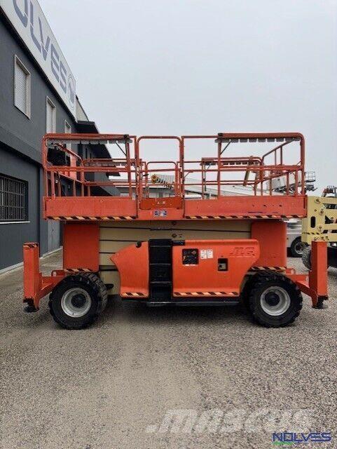 JLG 4394RT رافعات مقصية الشكل