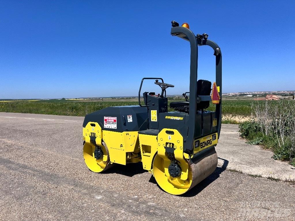 Bomag BW 100 AD مداحل ثنائية الاسطوانة
