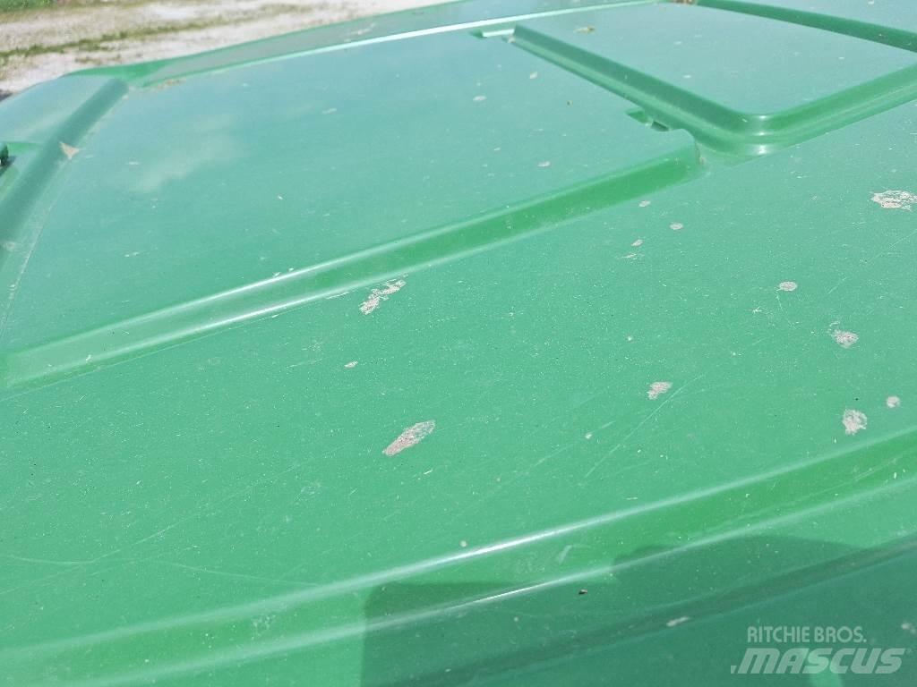 John Deere 6110R الجرارات