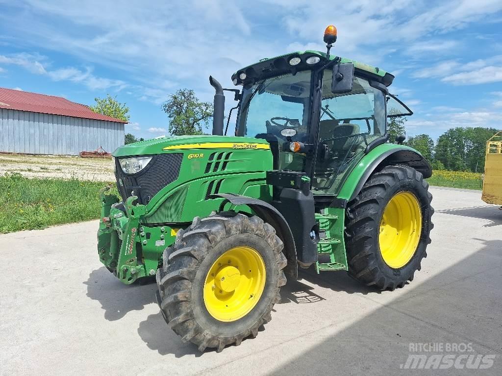 John Deere 6110R الجرارات