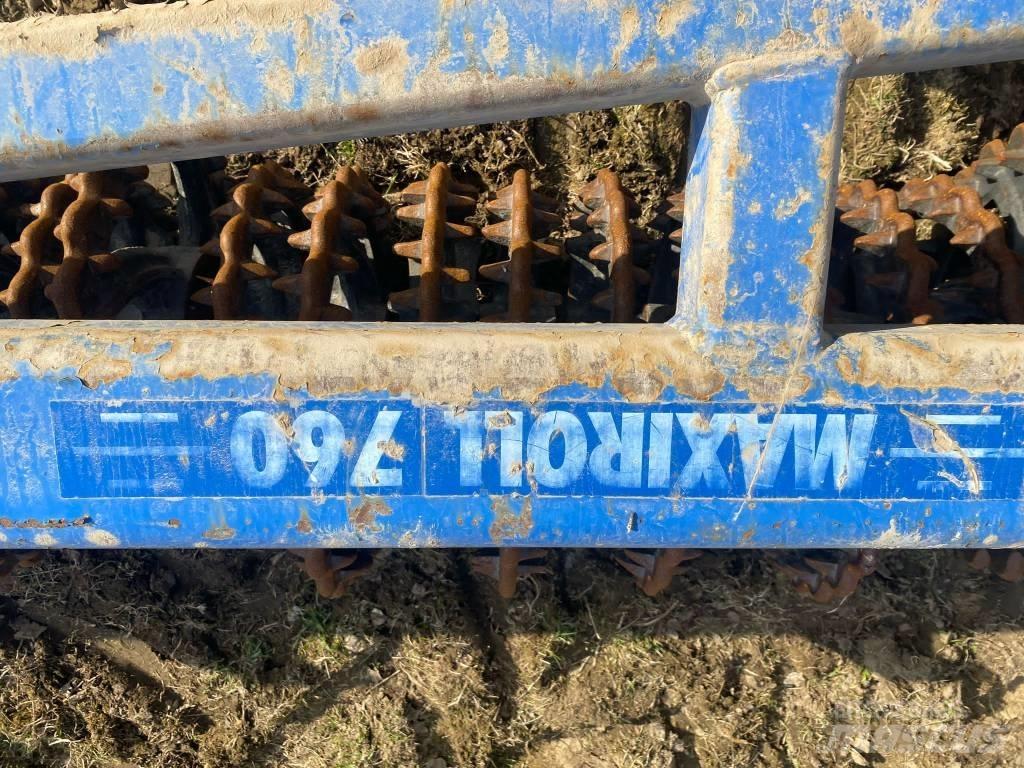 Dal-Bo Maxiroll 760 زحافات ساحقة