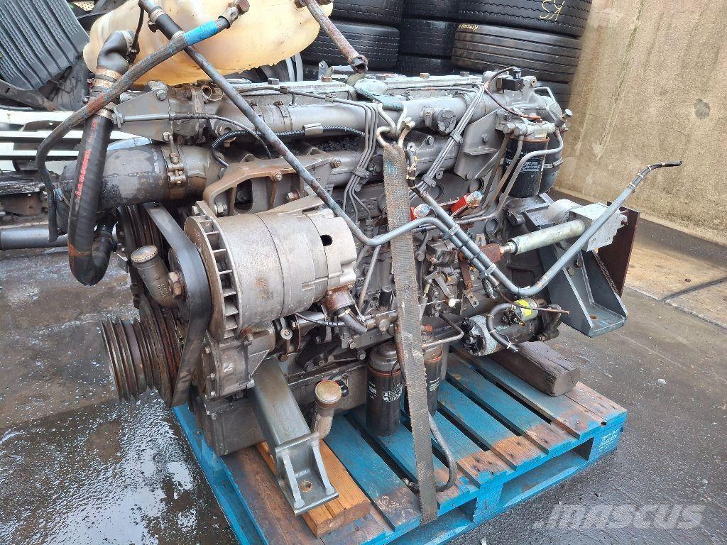 DAF RS180M (75CF) محركات