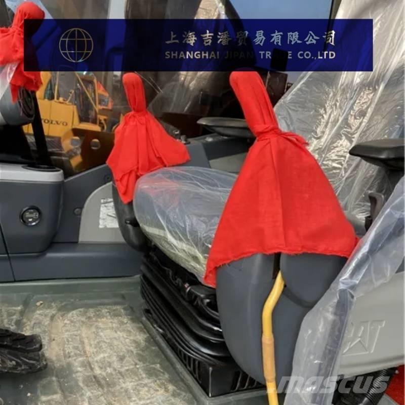 CAT 340 D حفارات زحافة