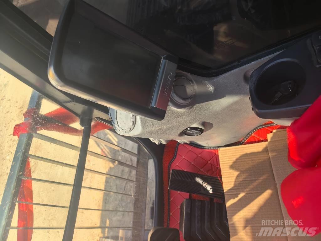 Volvo EC 300 D L حفارات زحافة