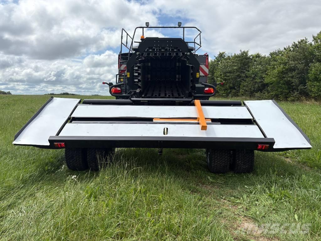 Pomi X 3 مقطورات الحزم