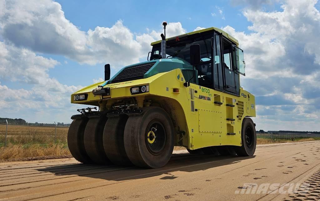 Ammann ART 240 مداحل ذات إطارات هوائية