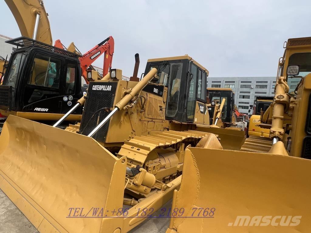 CAT D6G بلدوزرات مجنزرة
