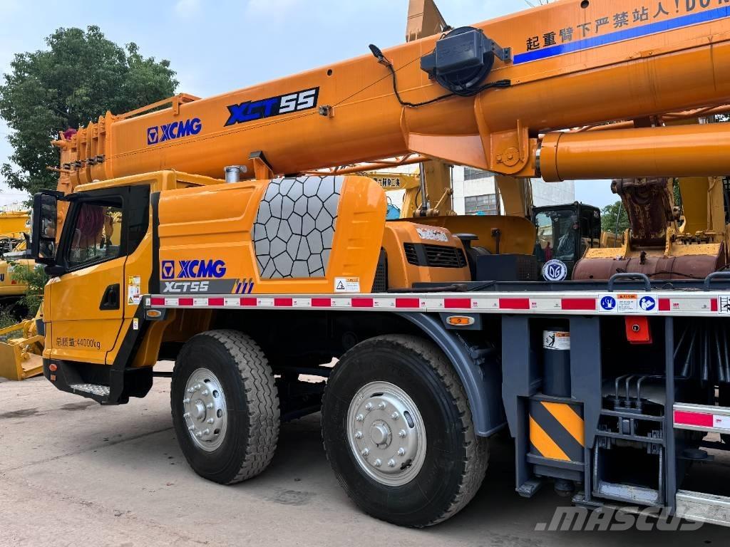 XCMG QY55KC رافعات الطرق الوعرة