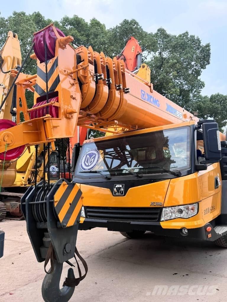 XCMG QY55KC رافعات الطرق الوعرة