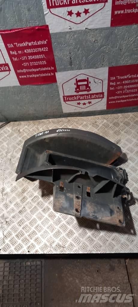 Scania 94 D.     1324600 كابينة والداخلية