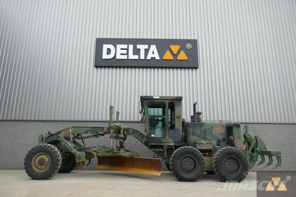 CAT 130G Ex-army معدات تمهيد الطرق