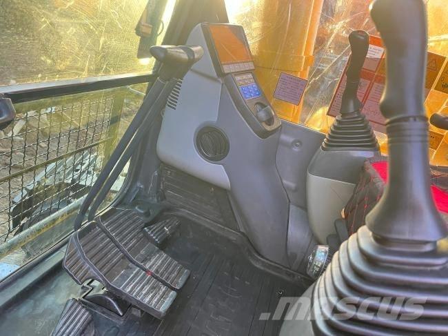 Komatsu PC 450 حفارات زحافة