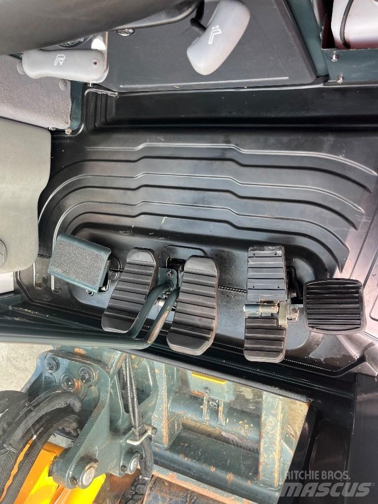 Hyundai R25Z-9 AK حفارات صغيرة أقل من 7 طن (حفارات صغيرة)