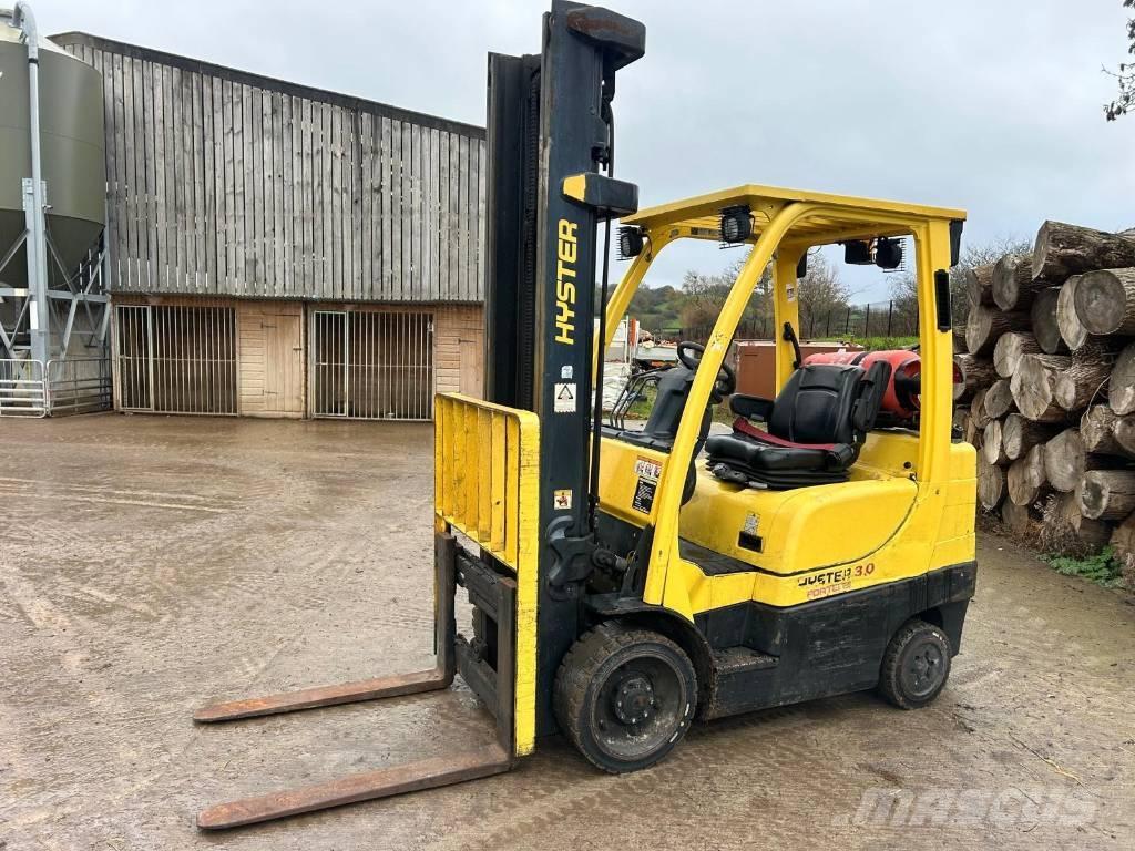 Hyster S 30 FT شاحنات LPG