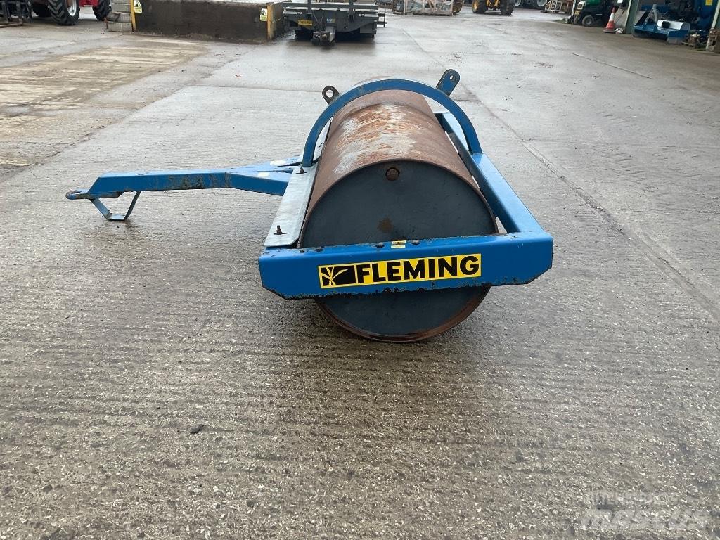 Fleming 8FT ROLLER مداحل