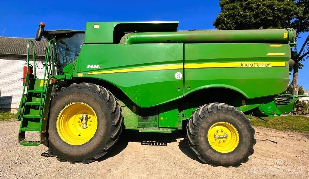 John Deere S 685 i حصادات