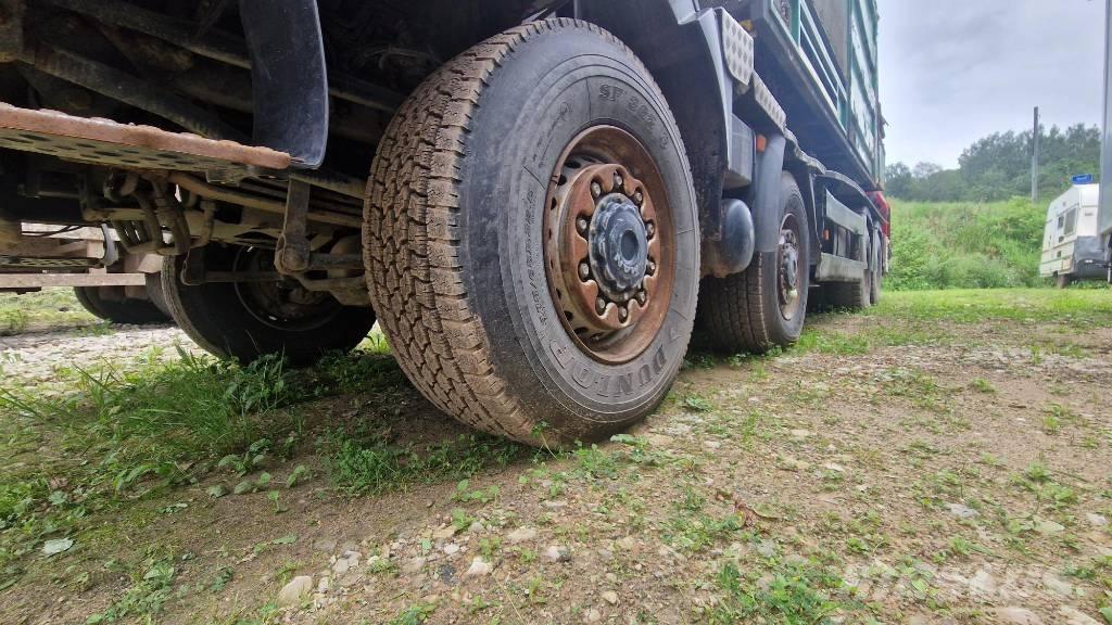 MAN TGS + Neuson 1266 ماكينات تقطيع أخشاب الحراجة