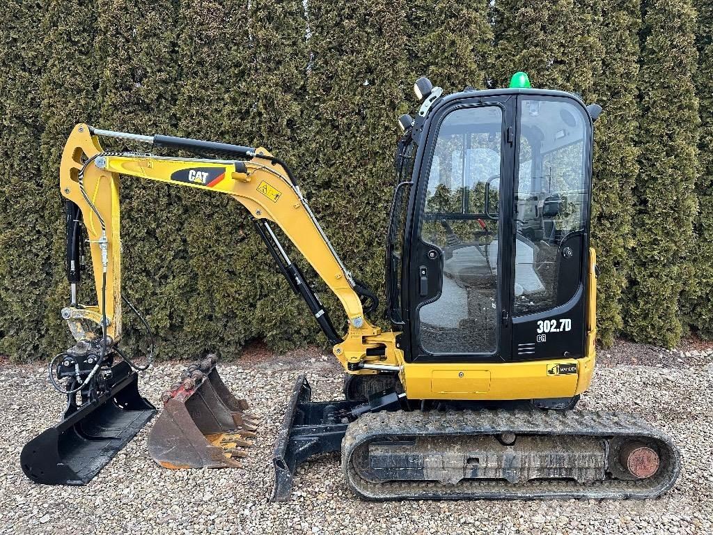CAT 302.7 D CR حفارات صغيرة أقل من 7 طن (حفارات صغيرة)