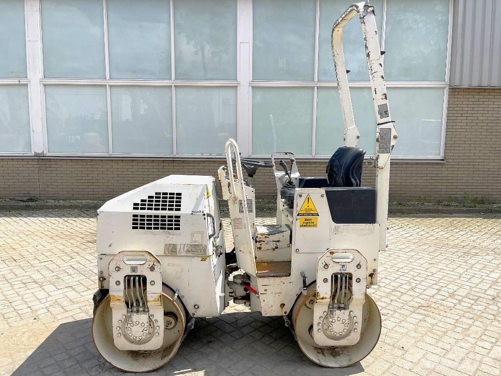 Bomag BW100ADM-2 مداحل ثنائية الاسطوانة