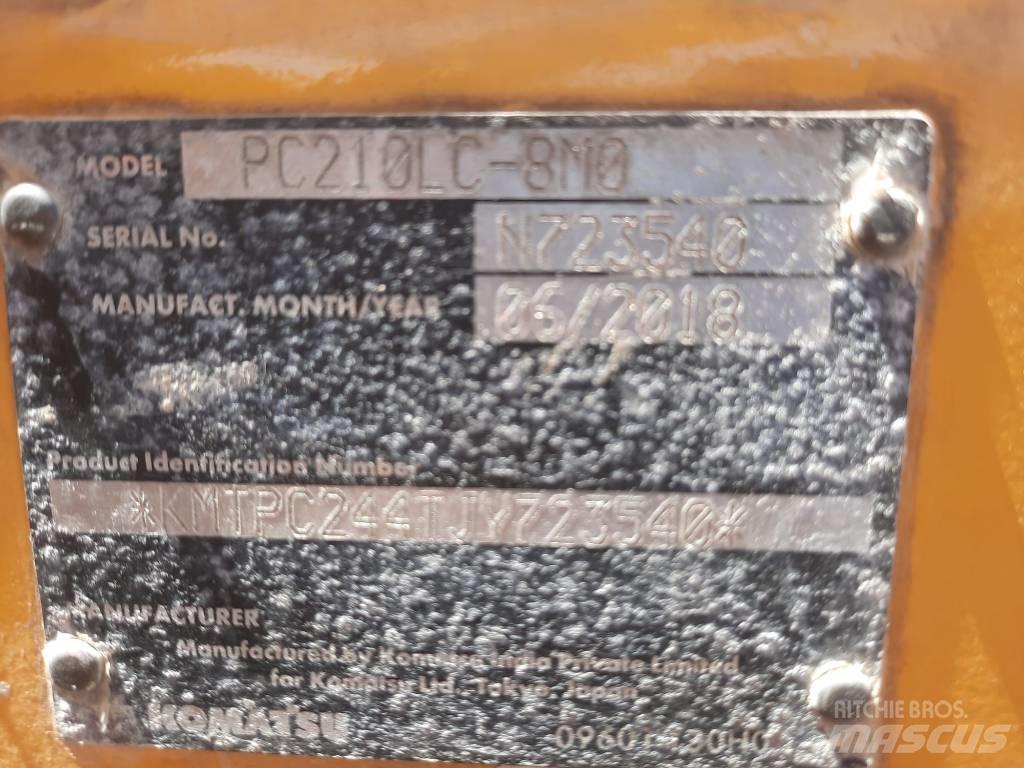 Komatsu PC 210 حفارات زحافة