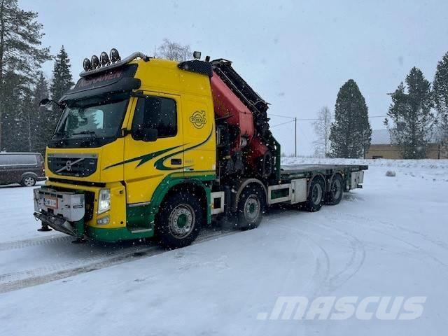 Volvo FM 13 8*4 شاحنات الرافعات