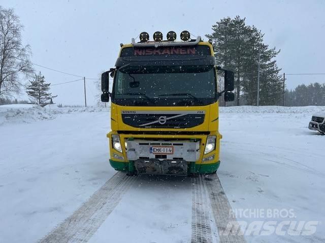 Volvo FM 13 8*4 شاحنات الرافعات