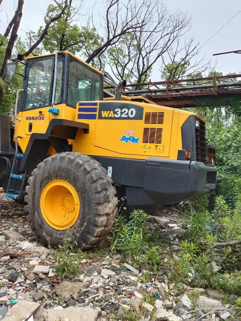 Komatsu WA 320-5 لوادر بعجل