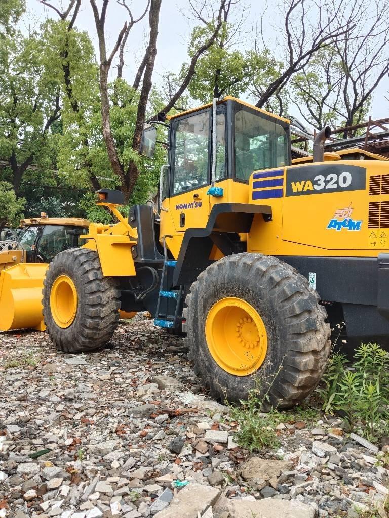 Komatsu WA 320-5 لوادر بعجل