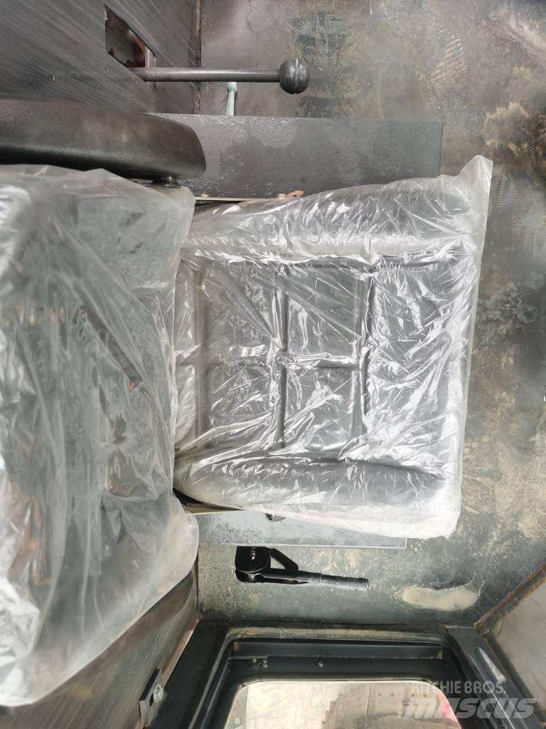 Dynapac CA 25 D مداحل أحادية الأسطوانة