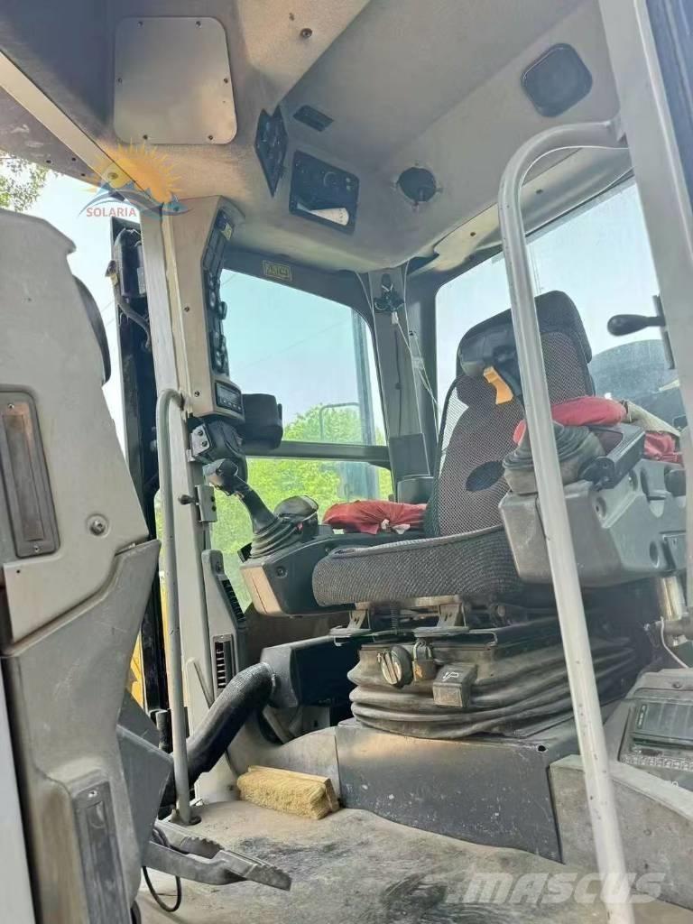 CAT 140 M معدات تمهيد الطرق