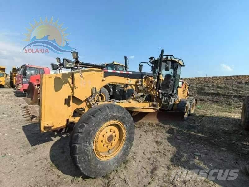 CAT 140 M معدات تمهيد الطرق