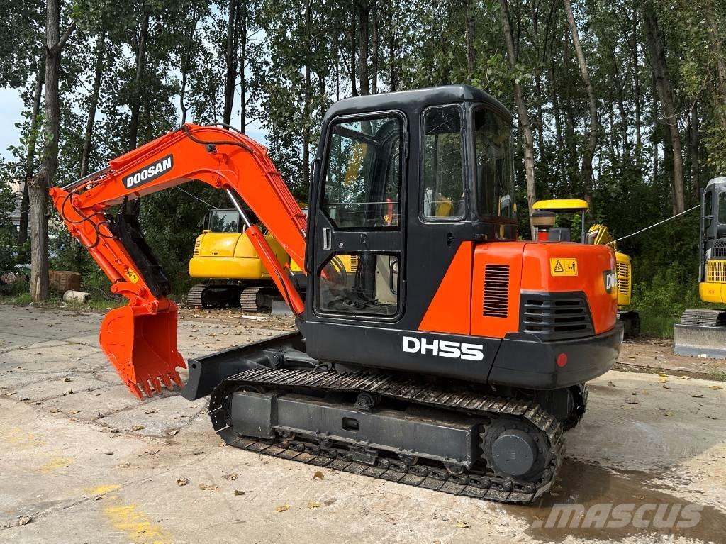 Doosan DH55 حفارات صغيرة أقل من 7 طن (حفارات صغيرة)