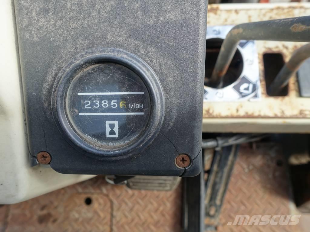 Nissan EH 02 A 20U شاحنات الديزل