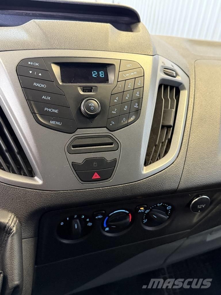 Ford Transit Custom شاحنة مقفلة