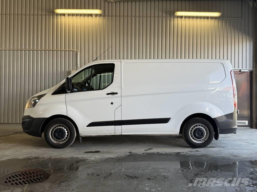 Ford Transit Custom شاحنة مقفلة