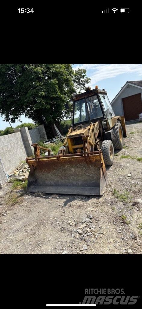 JCB 3cx لوادر ذات جرافات عكسية